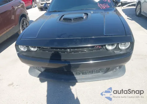 2016 Dodge Challenger 392 Hemi Scat Pack Shaker z USA, uszkodzony, nr VIN 2C3CDZFJ7GH299857